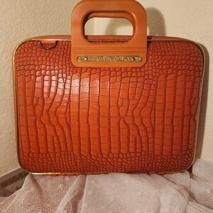 BOMBATA laptop case